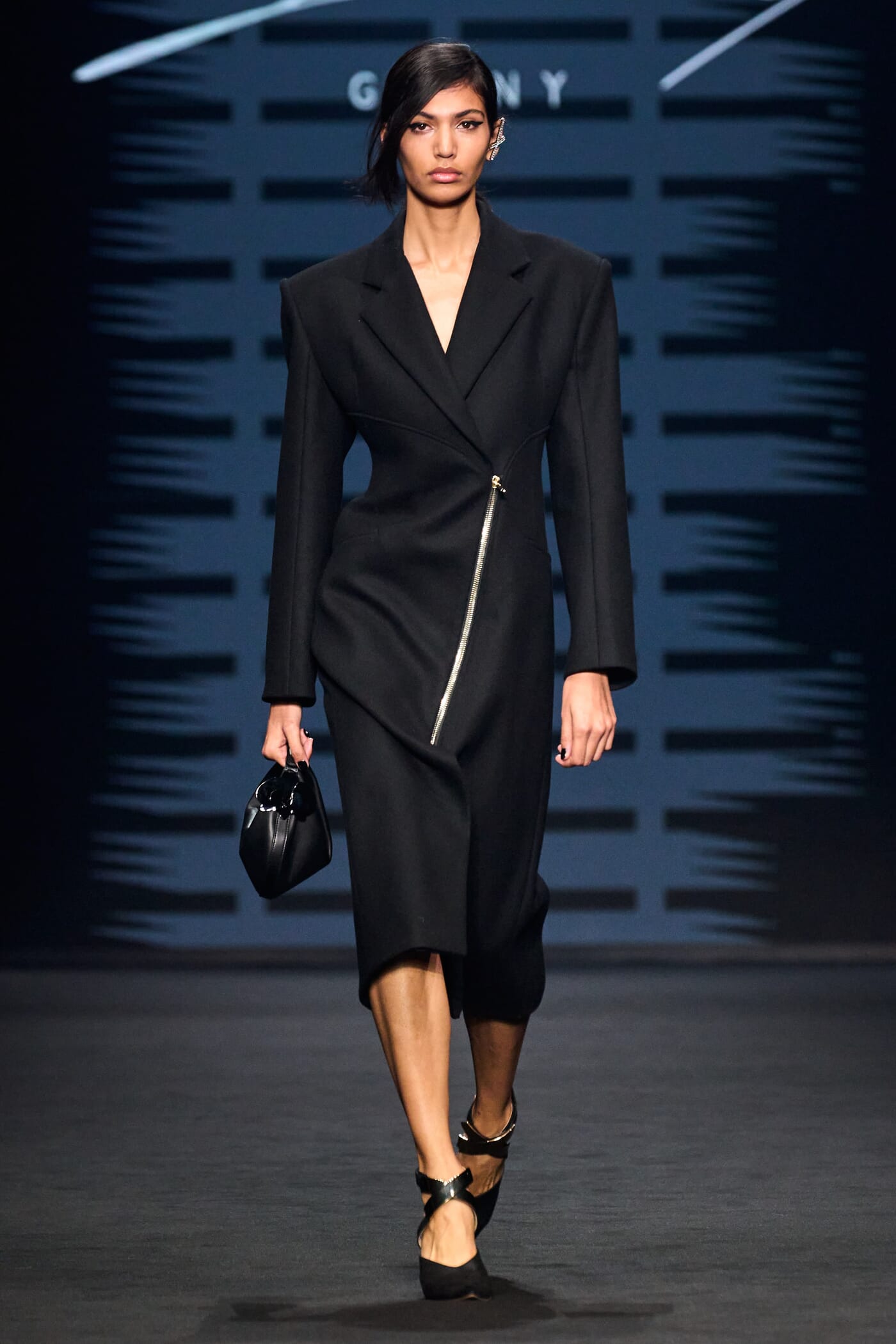 fall winter 2023 fashion show|Genny